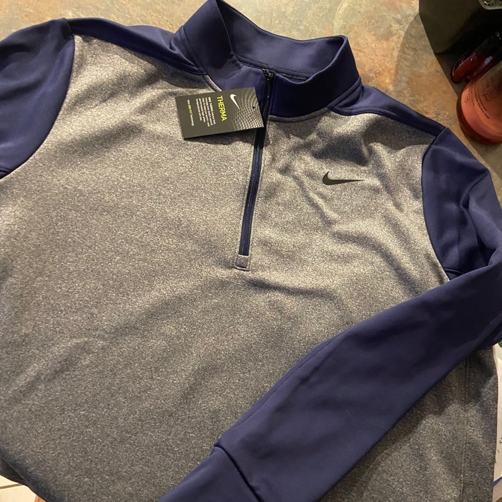 Nike Therma Fit
